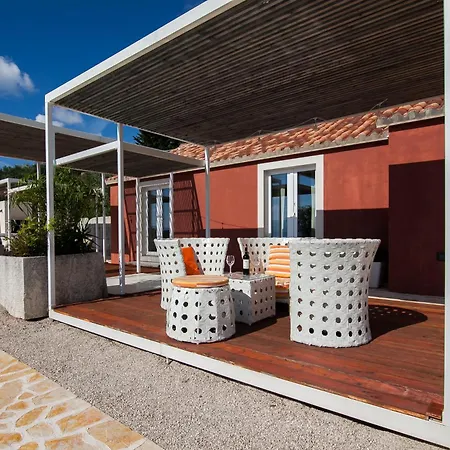 Modern Mediterranean Oasis - 