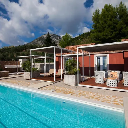 Vila Modern Mediterranean Oasis - 