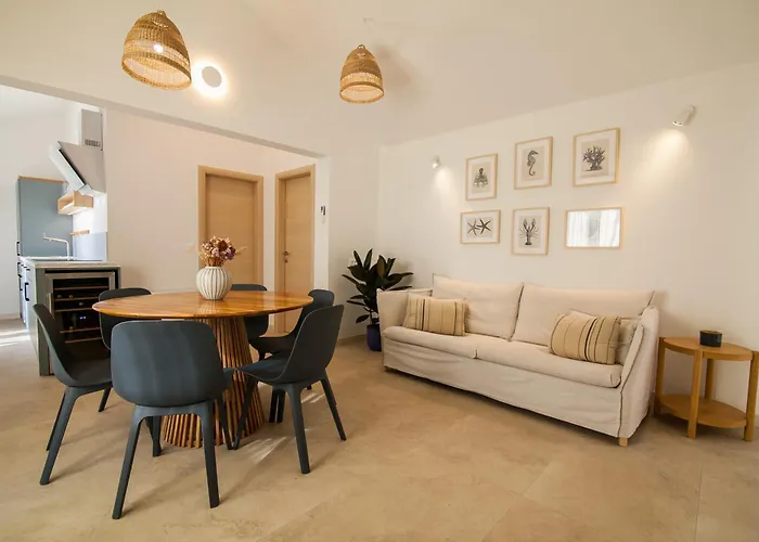 Modern Mediterranean Oasis - 