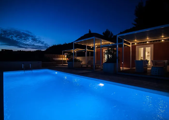 Modern Mediterranean Oasis - 