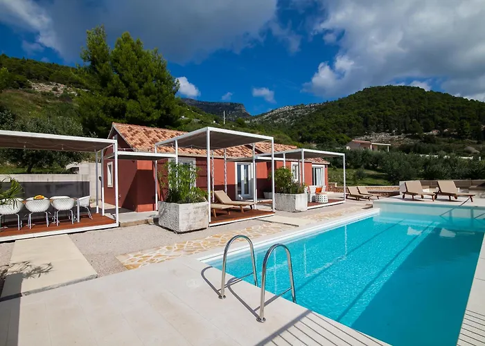 Modern Mediterranean Oasis - 